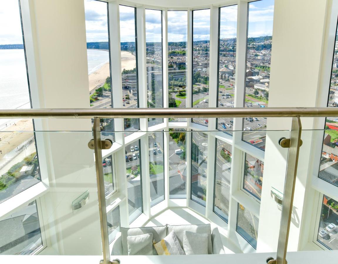 Just Stay Wales - Meridian Quay Penthouses Swansea Exterior photo