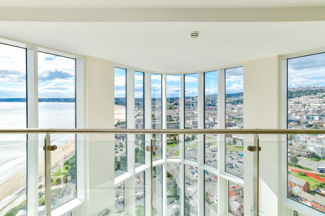 Just Stay Wales - Meridian Quay Penthouses Swansea Exterior photo